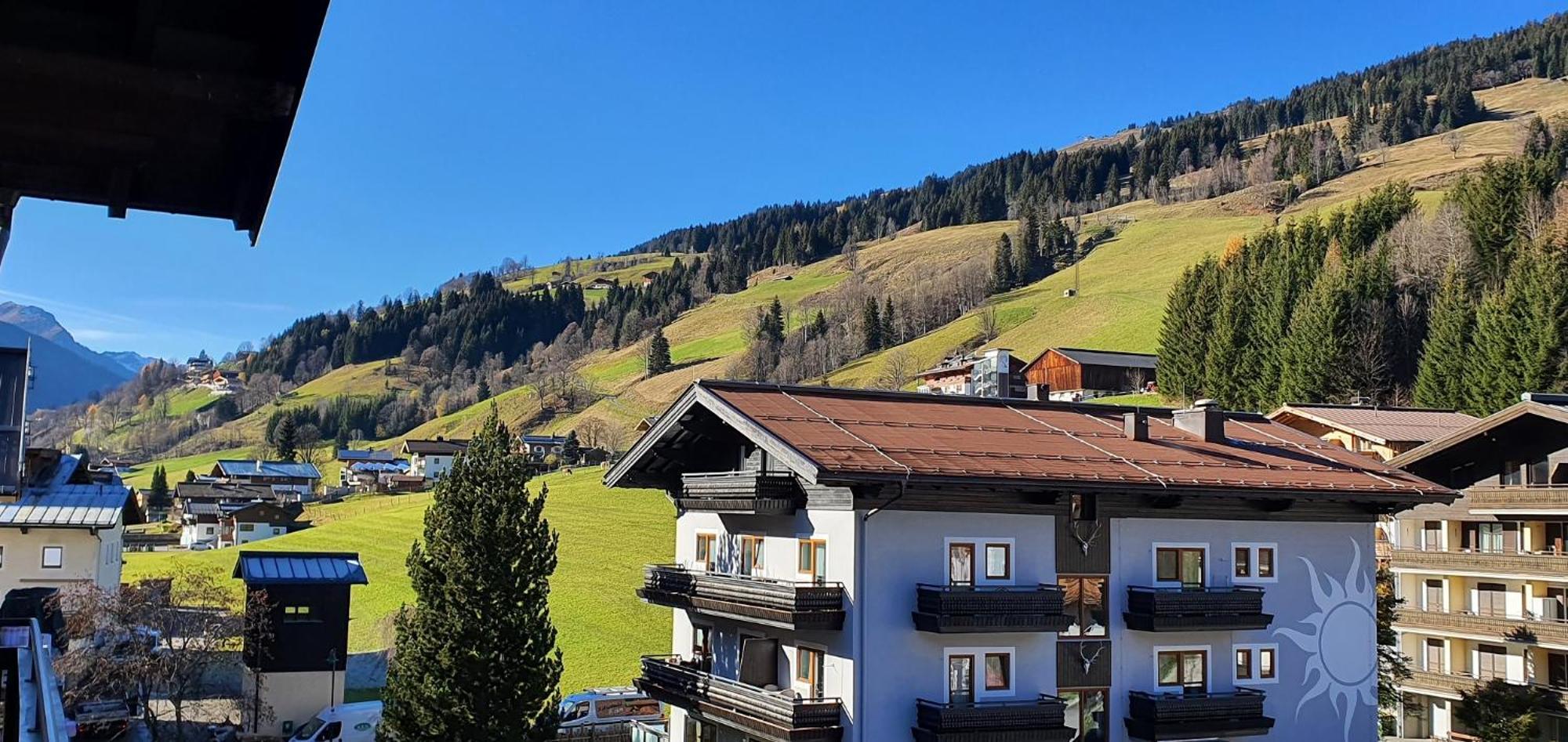 Alpenappartement Bartl Saalbach-Hinterglemm Extérieur photo